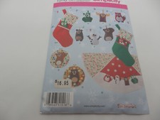 Simplicity Christmas Pattern 1516 Felt Ornament Stocking Tree Skirt Wall Hanging