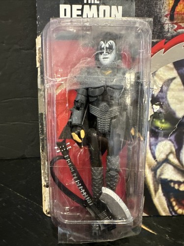 Kiss Bif Bang Pow Gene Simmons Psycho Circus Figure Series 4 New Open Package - Picture 4 of 12