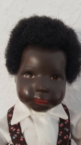 Käthe Kruse Puppe 25cm dunkelhäutig WIE NEU Afro schwarz unbespielt aus Vitrine - Bild 2 von 5