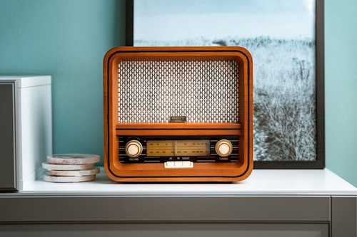 Radio Retro CAMRY CR 1188 Carcasa Madera AM/FM Bluetooth USB - Imagen 2 de 9
