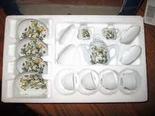 M. J. Hummel 16 Piece Porcelain Miniature Tea Set NIB Germany