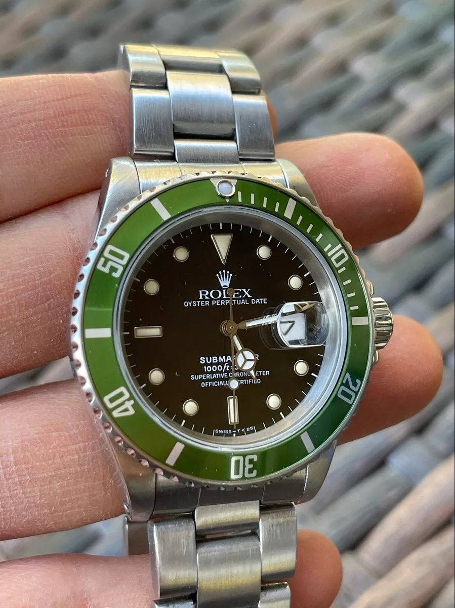 Rolex Submariner Men's Steel Watch with Green Dial & Bezel 16610