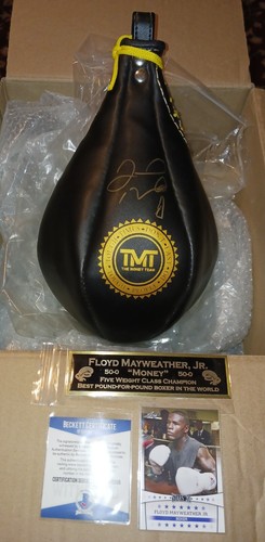 FLOYD MAYWEATHER JR SIGNED BOXING SPEED BAG!!! BECKETT CERTIFIED!!! RARE!!!