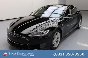 2015-Tesla-Model-S-AWD-70D-4dr-Liftback