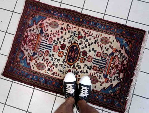 Handmade vintage Oriental rug 2.3' x 3.5' (72cm x 108cm) 1970s - 1C1013 - Picture 4 of 10