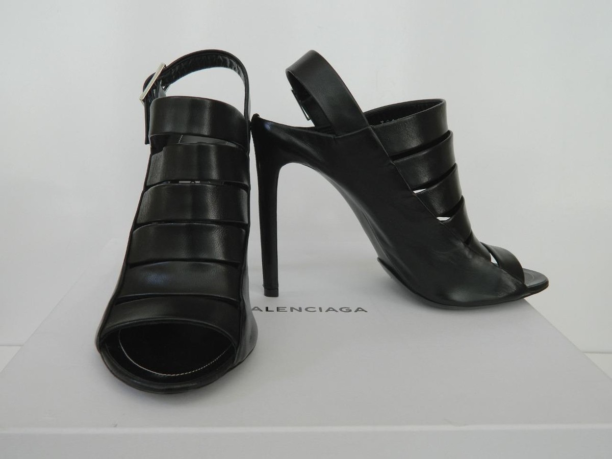 【BALENCIAGA】Tie Strap Heels Black BALENCIAGA d'ORSAY BLACK PATENT LEATHER/Suede Tie Strap