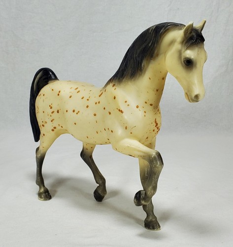 Retired Breyer #872 Ara-Appaloosa Leopard App Family Arabian Stallion (1993-94)