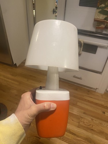 TESTED Vintage Dorcy Portable Camping Light Lamp Orange Plastic Table Lantern!! - Picture 5 of 7