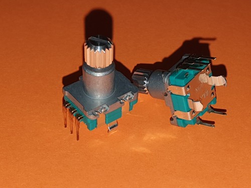 2x ALPS EC11 Encoder 15fach mit Taster EC11B15248 - Picture 3 of 4