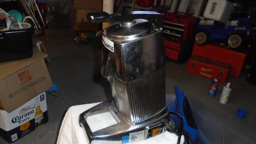 SANTOS ENTSAFTER KOMMERZIELLE ZITRUSPRESSE CHROM MODELL 10 CV1 HERGESTELLT IN FRANKREICH - Bild 1 von 4