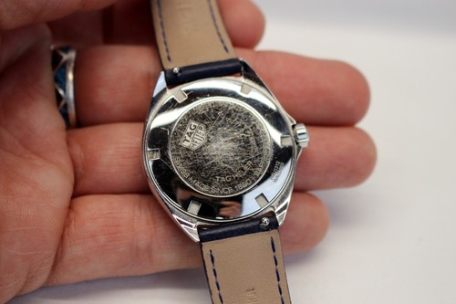 TAG Heuer FORMULA 1 quarzo taglia media SPLENDIDO QUADRANTE BLU unisex 35 mm ref WBJ1312 - Foto 6 di 9