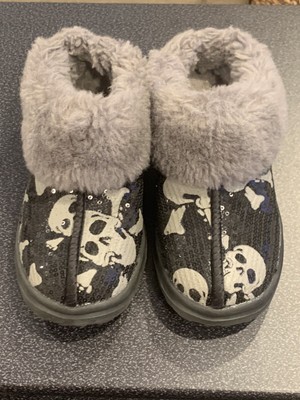 ugg skull slippers