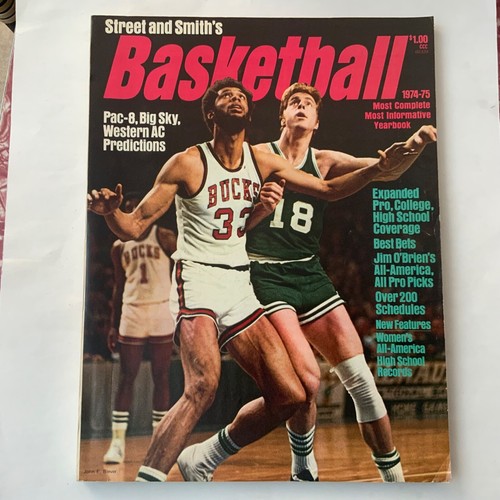 Annuario Street & Smith’s Basketball 1974-75 / copertina Abdul-Jabbar & Cowens come nuovo - Foto 1 di 3