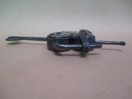 Heart shaped lock, large, blacksmith forged, handmade, signed, No. 1 - Foto 4 di 14