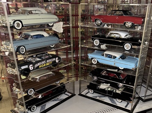 1:18 Diecast Models Used & New!!!!Read Description!!! All Prices!! - Picture 17 of 23