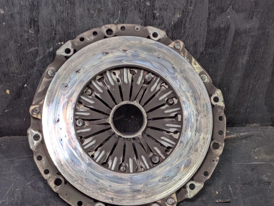 BMW E8X 135I E9X 335I F10 535I MANUAL TRANSMISSION CLUTCH & FLYWHEEL KIT SET OEM - Image 4 of 4