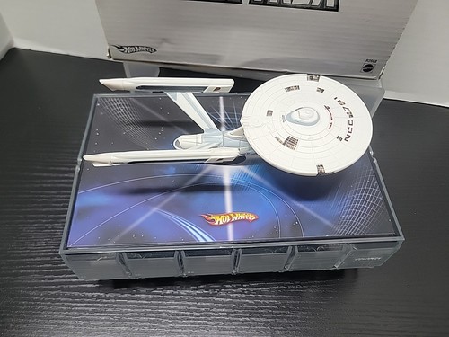 Hot Wheels 2009 SDCC San Diego Comic-Con Exclusive Star Trek U.S.S Enterprise - Picture 8 of 15