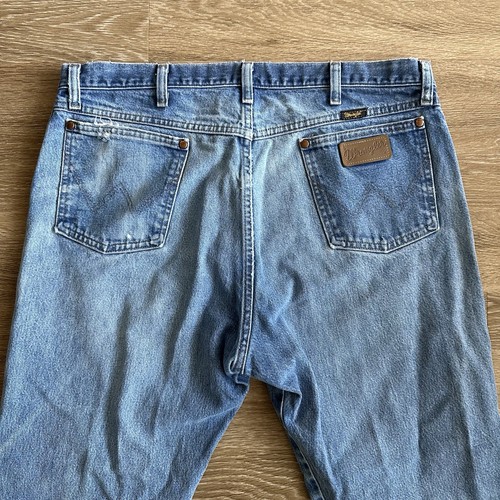 Pantalones de mezclilla Wrangler de pierna recta azul para hombre 36X30 - Imagen 12 de 16