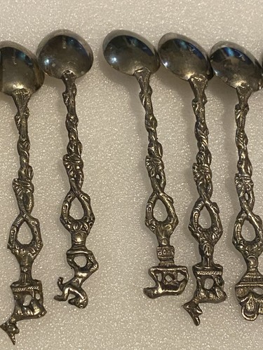 Vintage Set of 8 Montagnani Style Demitasse Spoons Stamped Italy - Picture 15 of 16