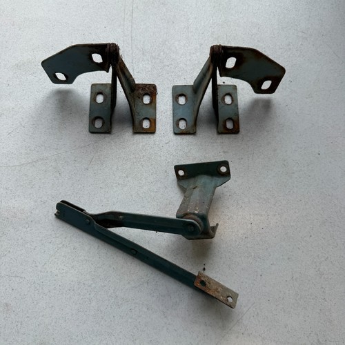 Toyota Corona 66 67 68 69 RT43 RT52 hood hinges stay set - Picture 1 of 3