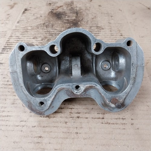 Triumph Unit 650 6T TR6 T120 Exhaust Side Rocker Box 1963-70, E4551 70-4551 - Picture 6 of 11