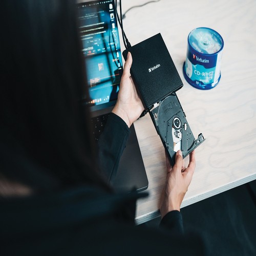 VERBATIM® External Slimline CD/DVD Writer, USB-A/USB-C - Afbeelding 8 van 8