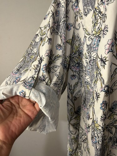 Torrid Harper Georgette Pullover Roll Tabs Sleeve Top Blouse Size 3X. 22X24. NWT - Picture 8 of 17