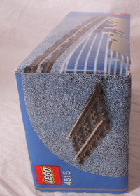 LEGO 4515 9V Electric Train Straight Tracks Rails NEW & Sealed World City 2003