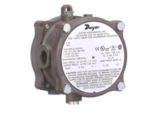 Dwyer 1950-0-2F - Series 1950 Explosion-Proof Differential Pressure Switch