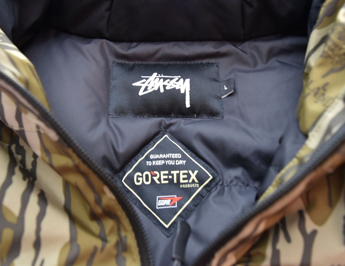 Stussy GoreTex Down Parka Jacket Khaki Green Men's L Used Stussy GoreTex Down Parka Jacket Khaki Green Men's L Used