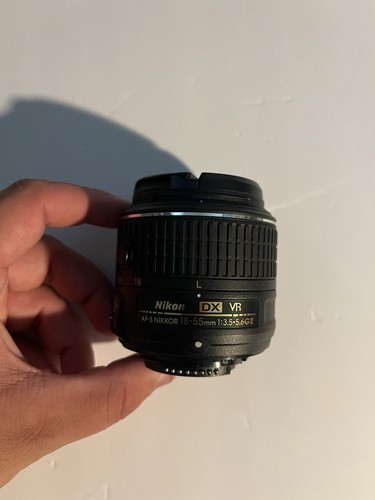 Nikon AF-S DX Nikkor 18-55mm f3.5-5.6G VR II Kamera Objektiv JAPAN