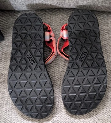 Vintage Teva Red and Gray Sandals, Size 9 Teva | Shoes | Teva Red And Gray Strappy Sandals Womens  main image 3