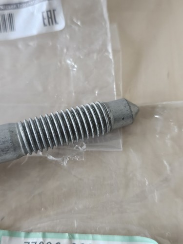 Genuine Nissan Bolt - 7703602302 - Picture 3 of 7
