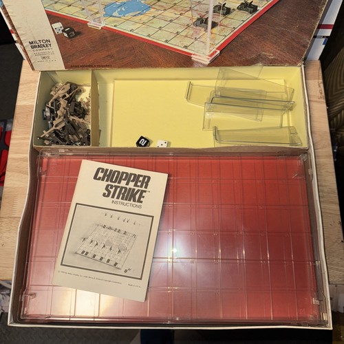 1976 Chopper Strike Milton Bradley Board game land air battle game USA Complete - Picture 2 of 9