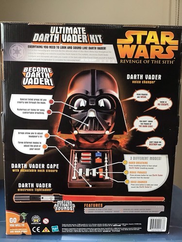 NRFB 2005 ULTIMATE DARTH VADER 4pc KIT - headgear,Chest plate,Lightsaber,Cape - Picture 3 of 3