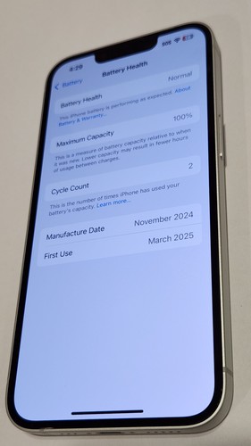 Apple iPhone 16e - 128 Go (Blanc) débloqué avec garantie - Photo 10 sur 10