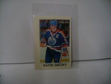 WAYNE GRETZKY  1987-88 O-PEE-CHEE MINIS  #13