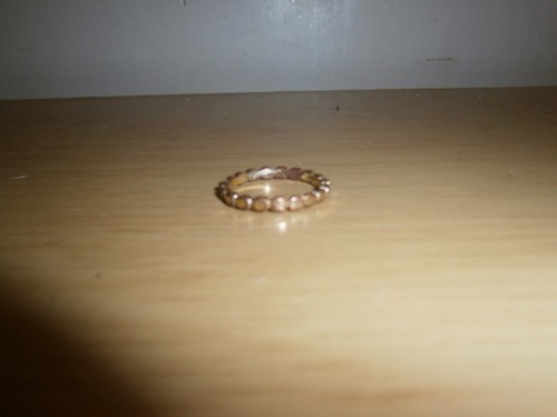 Vintage 1990's basic Art Deco style ring. EXTREME TARNISH. UK size O 1/2 (E5c) - Picture 7 of 7