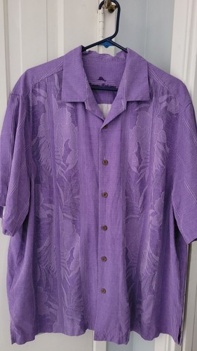 TOMMY BAHAMA BUTTON DOWN.. MINT COND! SIZE 1XLB/1TGG...100% SILK