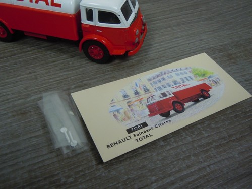 Renault Faineant Citerne Total - Corgi Heritage 71201 - in Box *70490 - Picture 6 of 6