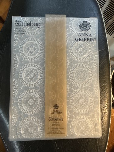 Cricut Cuttlebug Anna Griffin Embossing Folder Eleanor Lace EUC - Picture 1 of 3