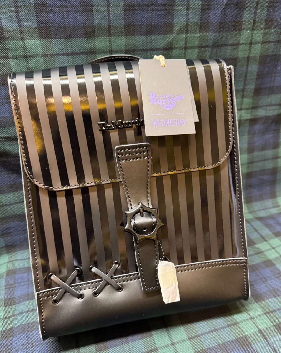 Dr.Martens ウェンズデーコラボ ミニバックパック WEDNESDAY LEATHER MINI BACKPACK in Black | Dr. Martens