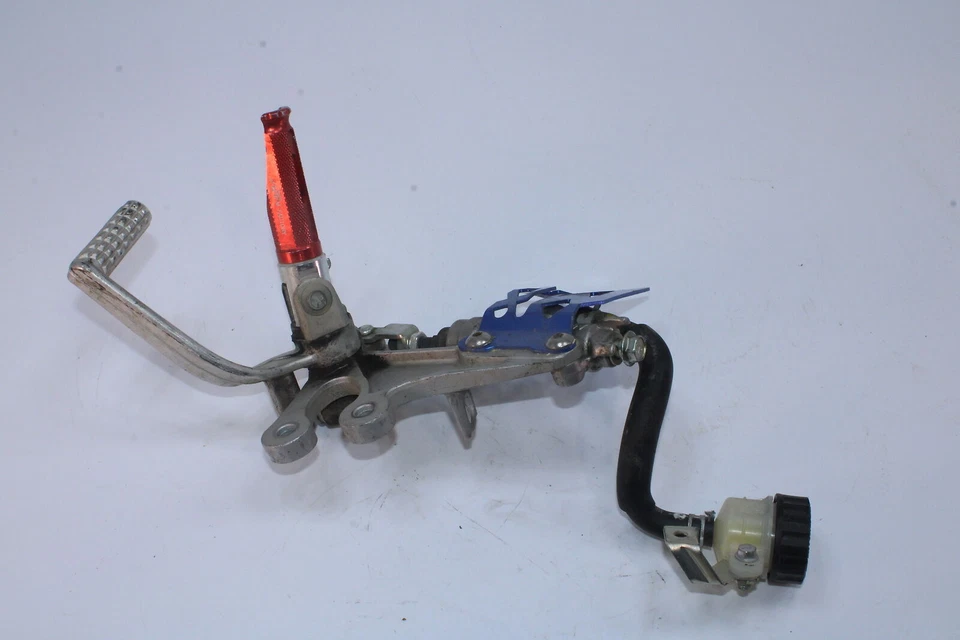 Cilindro maestro de freno trasero 11-17 Suzuki GSXR750 con depósito 69600-47H10 Foto 3 de 4