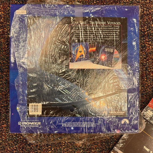 Star Trek - The Movie Voyages - 1995 Laser Disc Box Set - Six Movies Like New - Picture 2 of 5