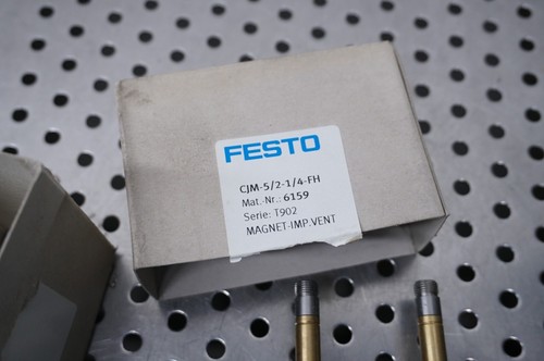 Festo pneumatic solenoid valve CJM-5/2-1/4-FH; 6159 - Picture 3 of 7
