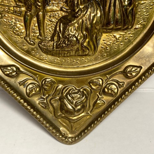 Placa de arte colgante de pared de latón escena de pareja victoriana vintage Elpec Inglaterra rosas - Imagen 7 de 11