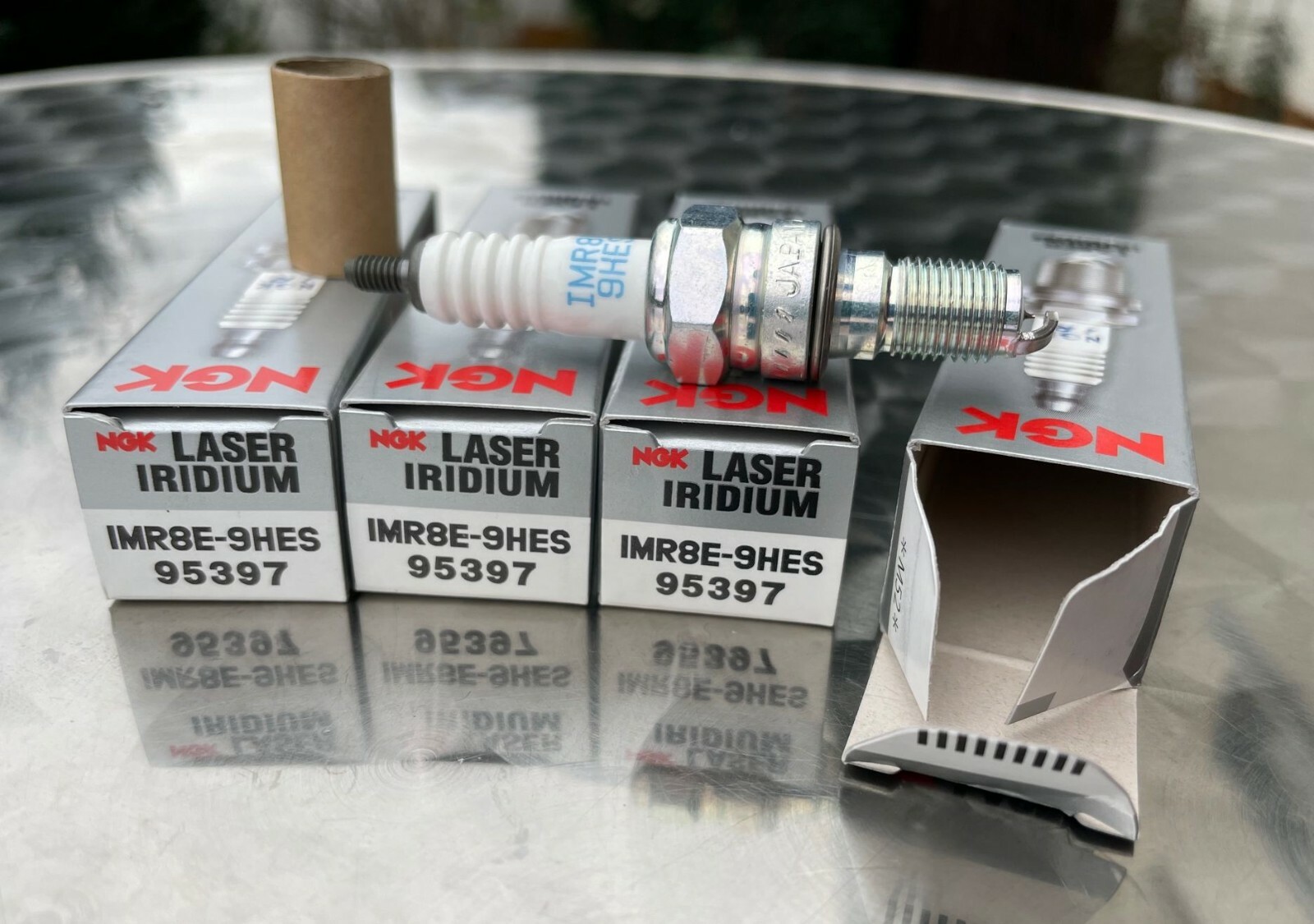 4X NGK Spark Plugs IMR8E-9HES For Honda VFR 1200 X Crosstourer, SC70, SC76
