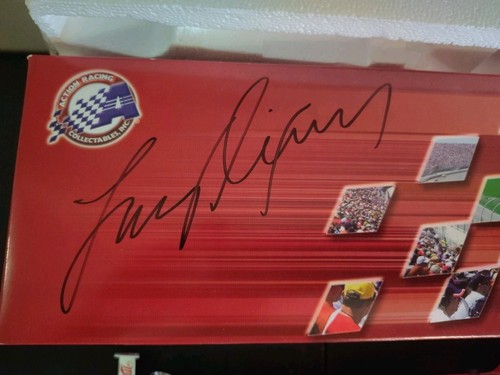 Signed Larry Dixon Vote Miller Action Mac Tools 2004 Dragster 1:24 Autographed - Picture 2 of 9