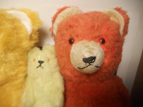 3 Vintage Red Gold Yellow TEDDY BEAR CARNIVAL Type 1950s 23 in Poss German Straw - Picture 3 of 7
