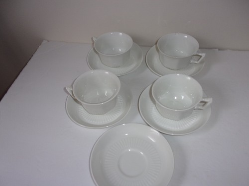Adams English Ironstone Empress White 4 Cups & 5 Saucers - Picture 2 of 8
